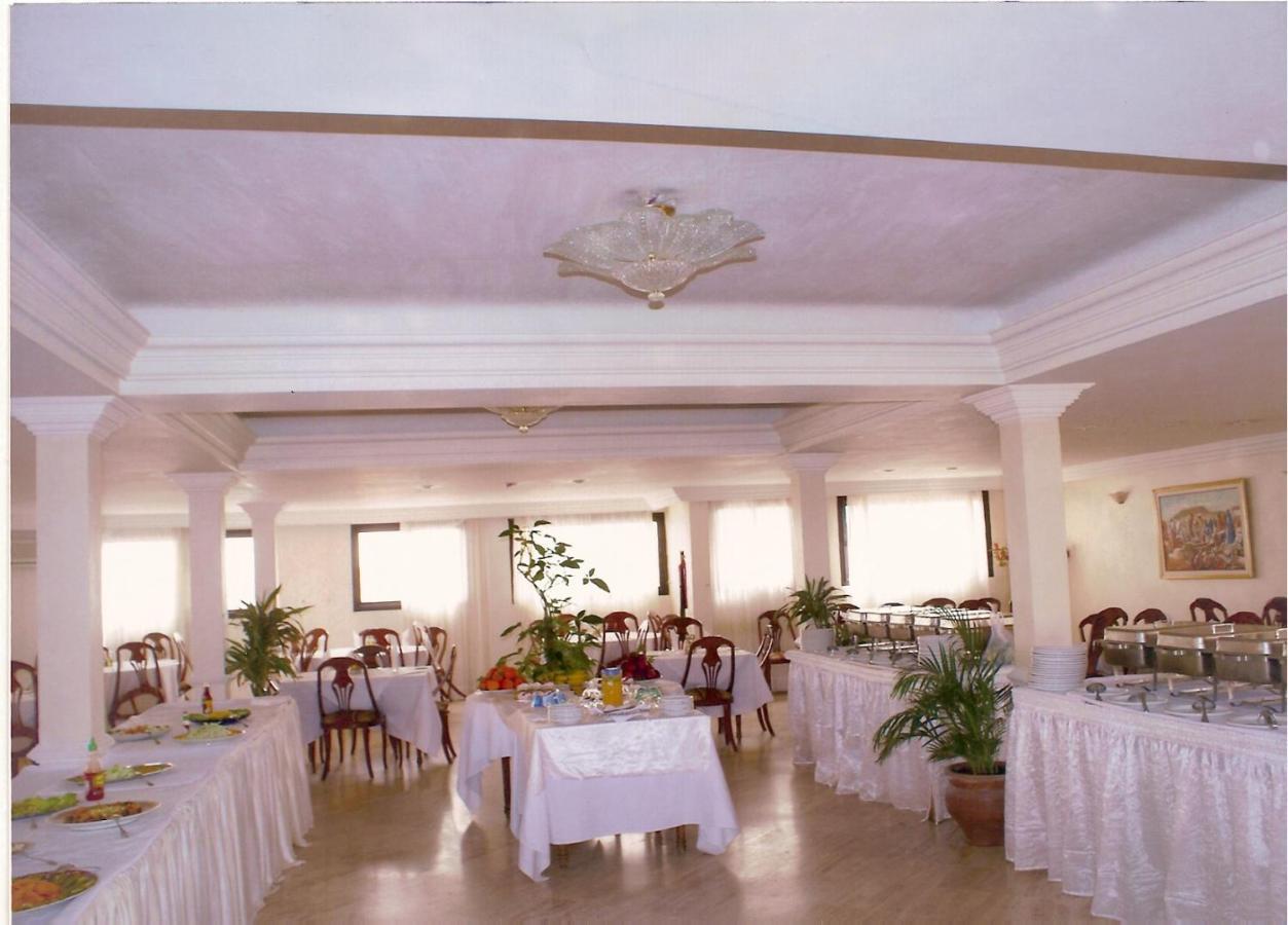 Sahara Line Hotel Ель-Аюн Екстер'єр фото