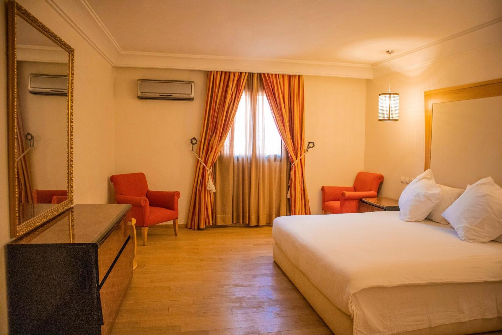 Sahara Line Hotel Ель-Аюн Екстер'єр фото